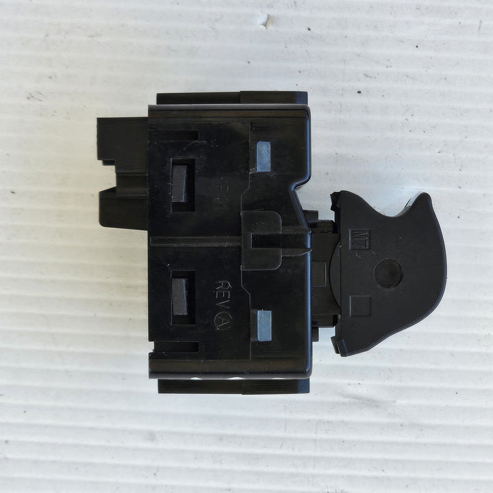 2015-2023 Ford Mustang FM Left Window Switch DG9T14529ABW