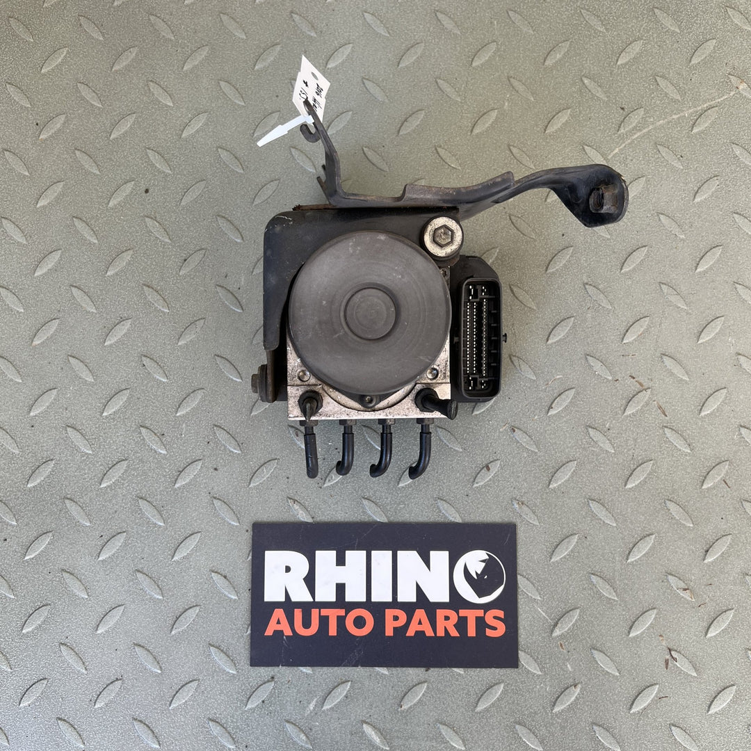 Jan 2005 to Apr 2019- Toyota Hiace TRH KDH- ABS Pump/Modulator- Lwb/Swb