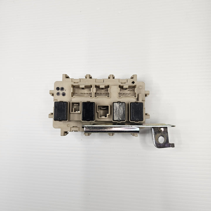 2015-2018 Nissan Navara D23 Interior Fuse Box 252307990A