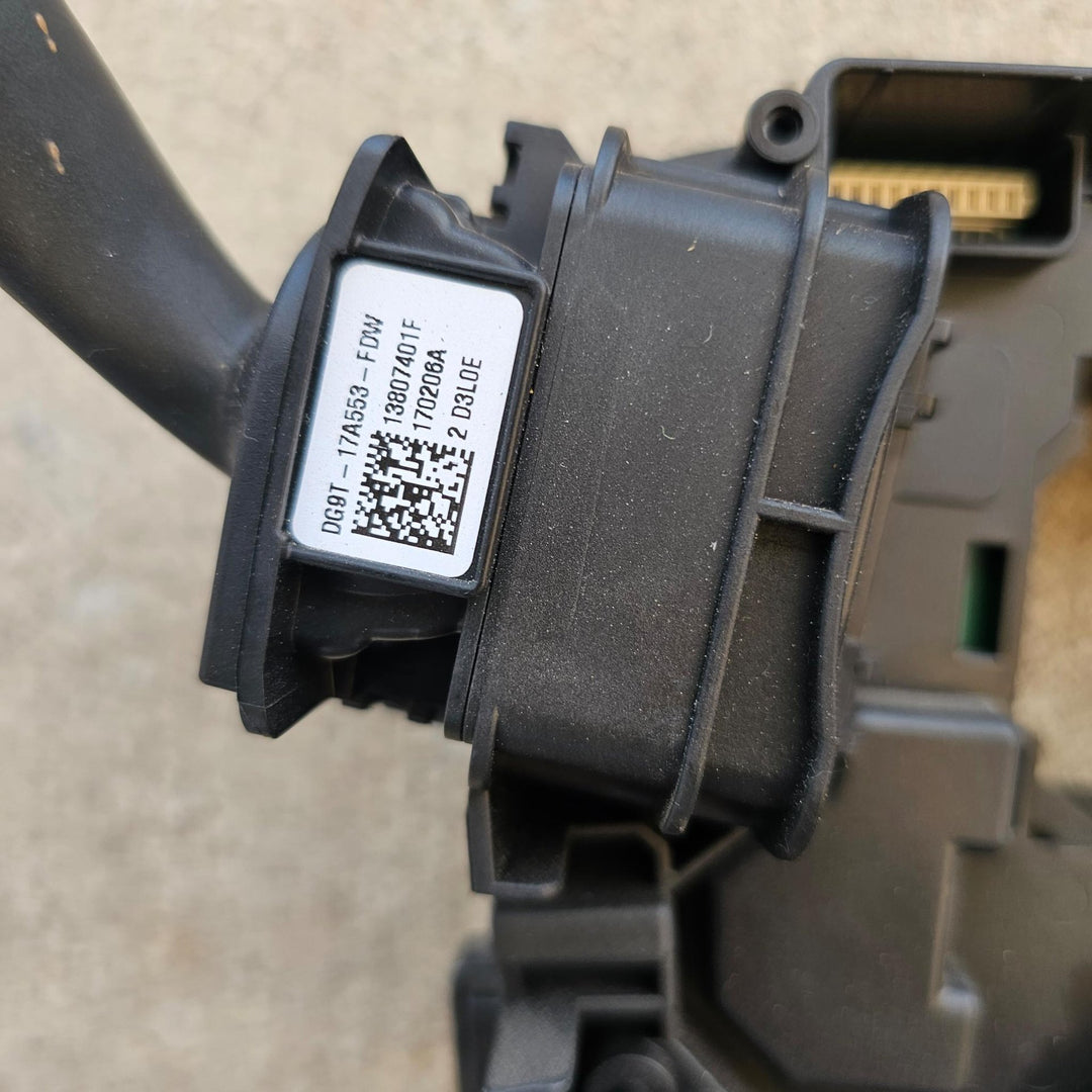 2017 Ford Mustang FM 1FA6P8CF3H5324410 - Combination Switch PN: EG9T13335CBW DG9T17A553FDW