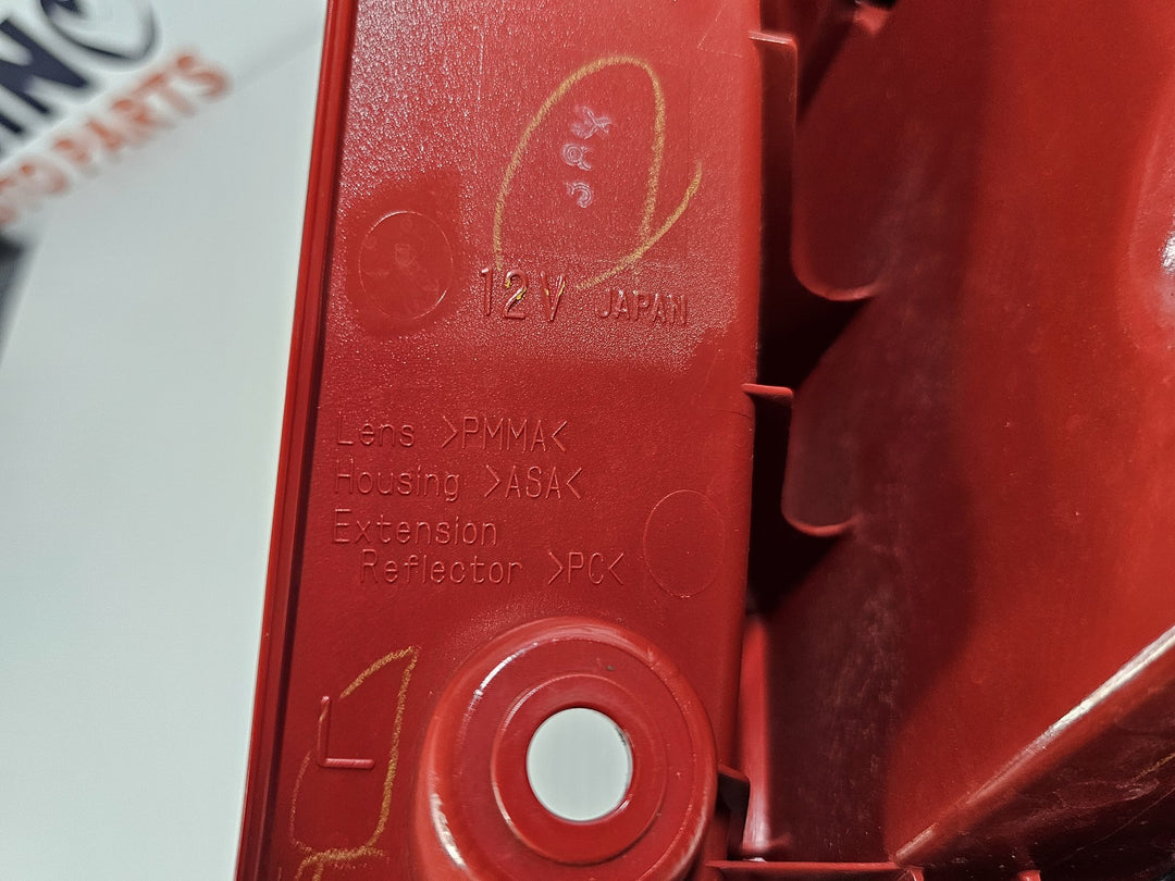 2013 Toyota Corolla ZRE1*     - Left Taillight