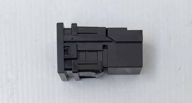 2021 Toyota Corolla Hybrid USB Charger Port Does Not Apply