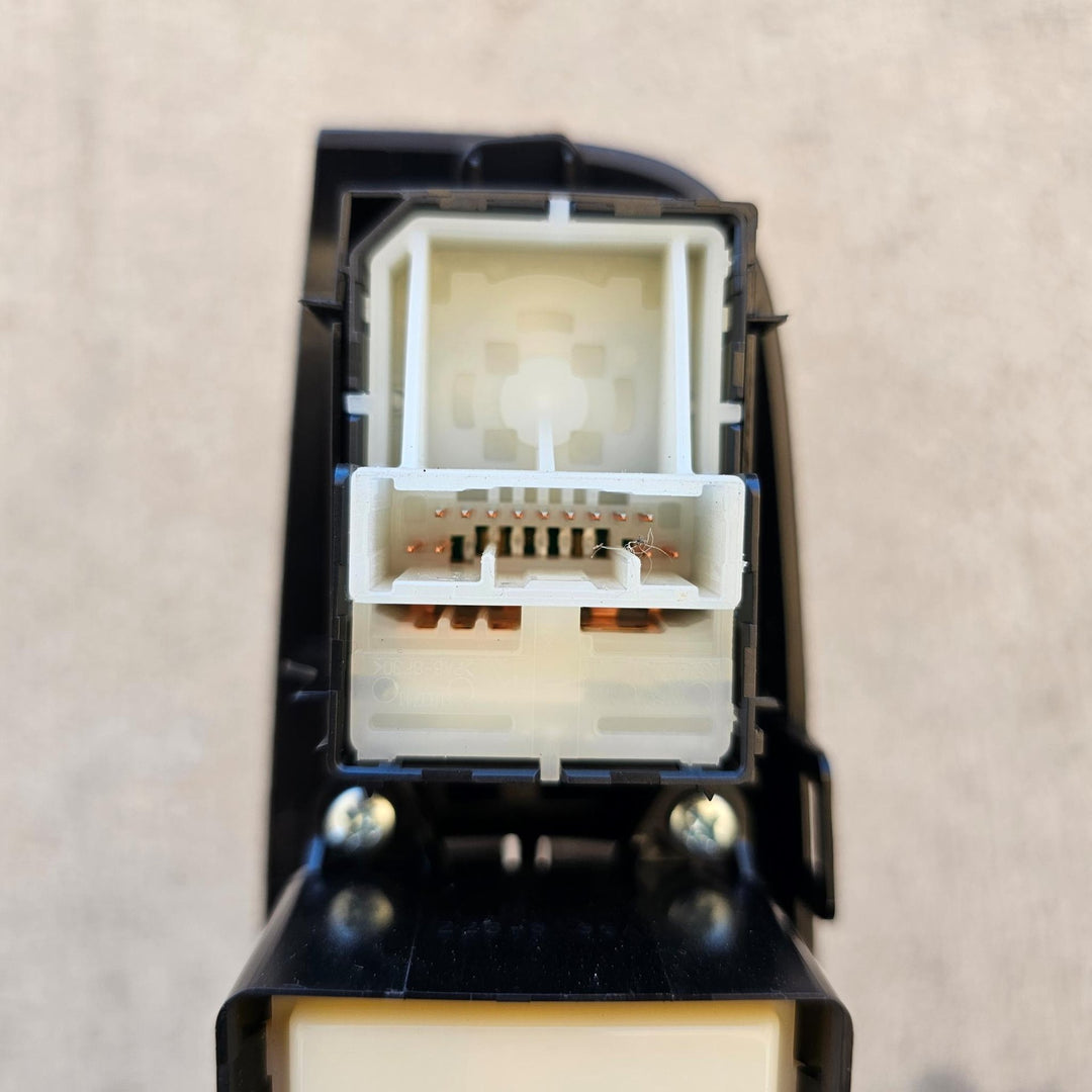 2023 Isuzu D-Max RG - Master Power Window Switch