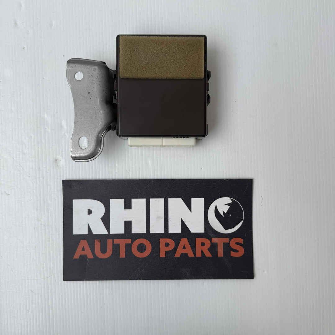 2005-2011 Lexus GS300 Right Rear Door Control Module 8922430100