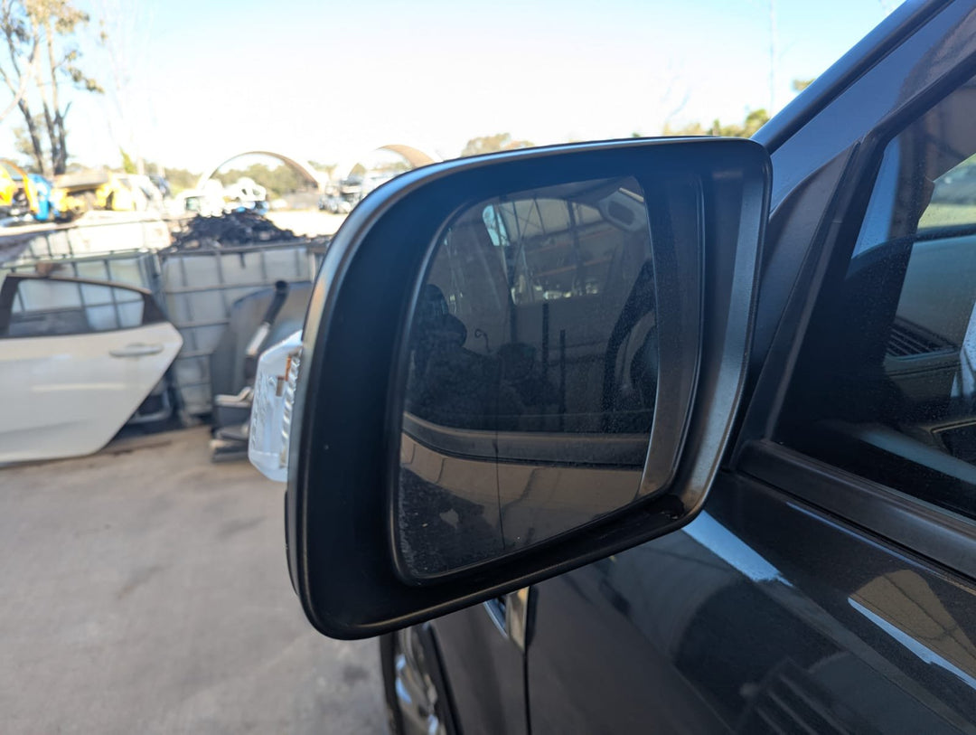Jul 2015 to Jun 2018 - Ford Everest UA Trend Titanium - Nudge Bar