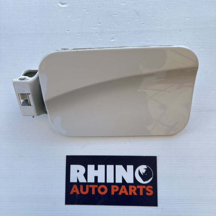 Mar 2018 to Mar 2021- Hyundai iLoad TQ- Fuel Filler Door- Fuel Door (Rectangular Shape Type)
