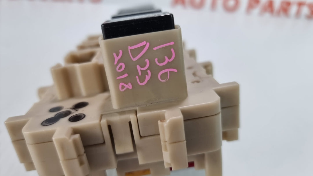 2018 Nissan Navara D23   Diesel Unknown - Fuse Box