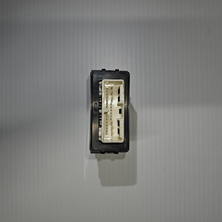 2012-2018 Toyota RAV4 GXL Wiper Relay 8594042030