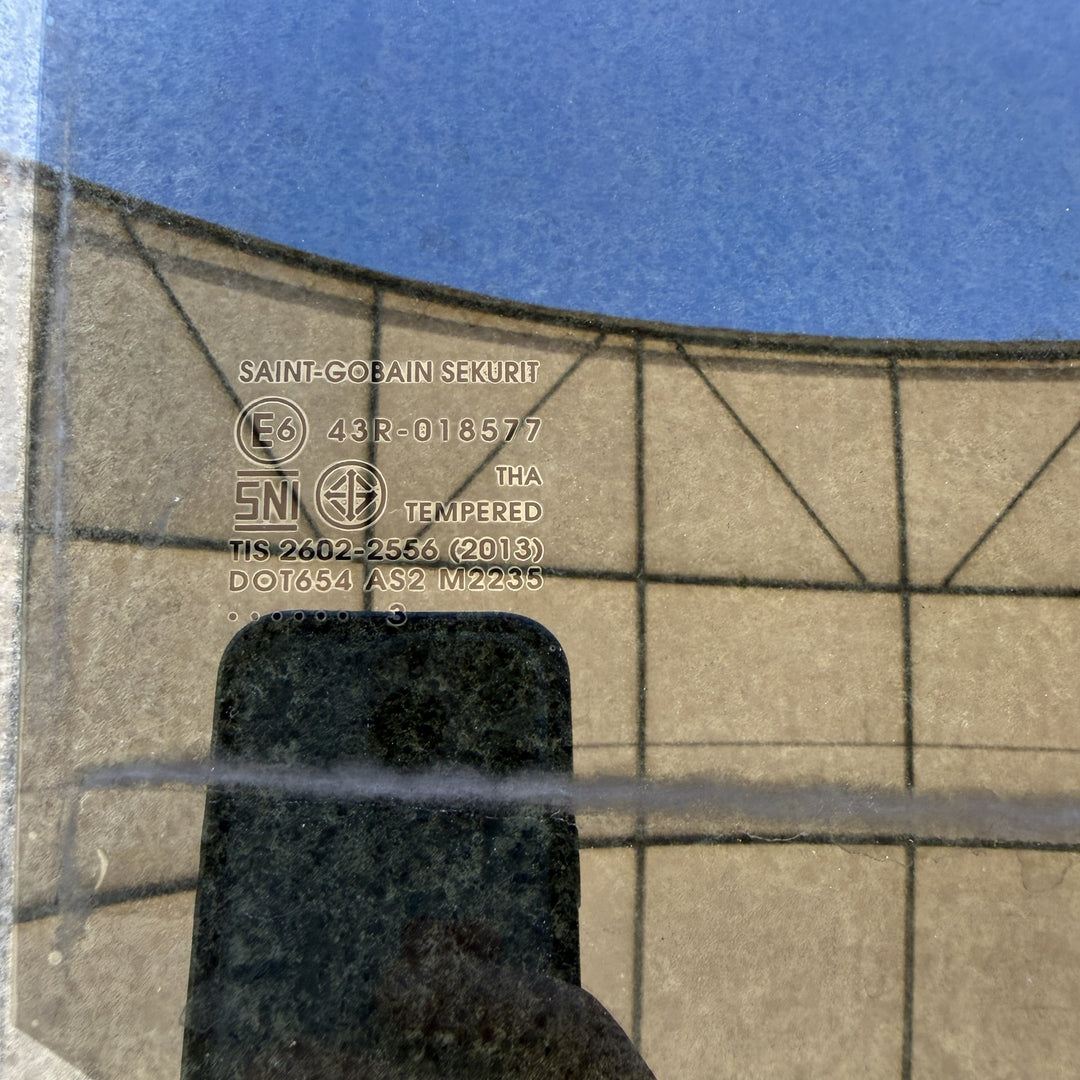 2023 Mazda BT-50 TF XT 3 Diesel  - Right Front Door Glass