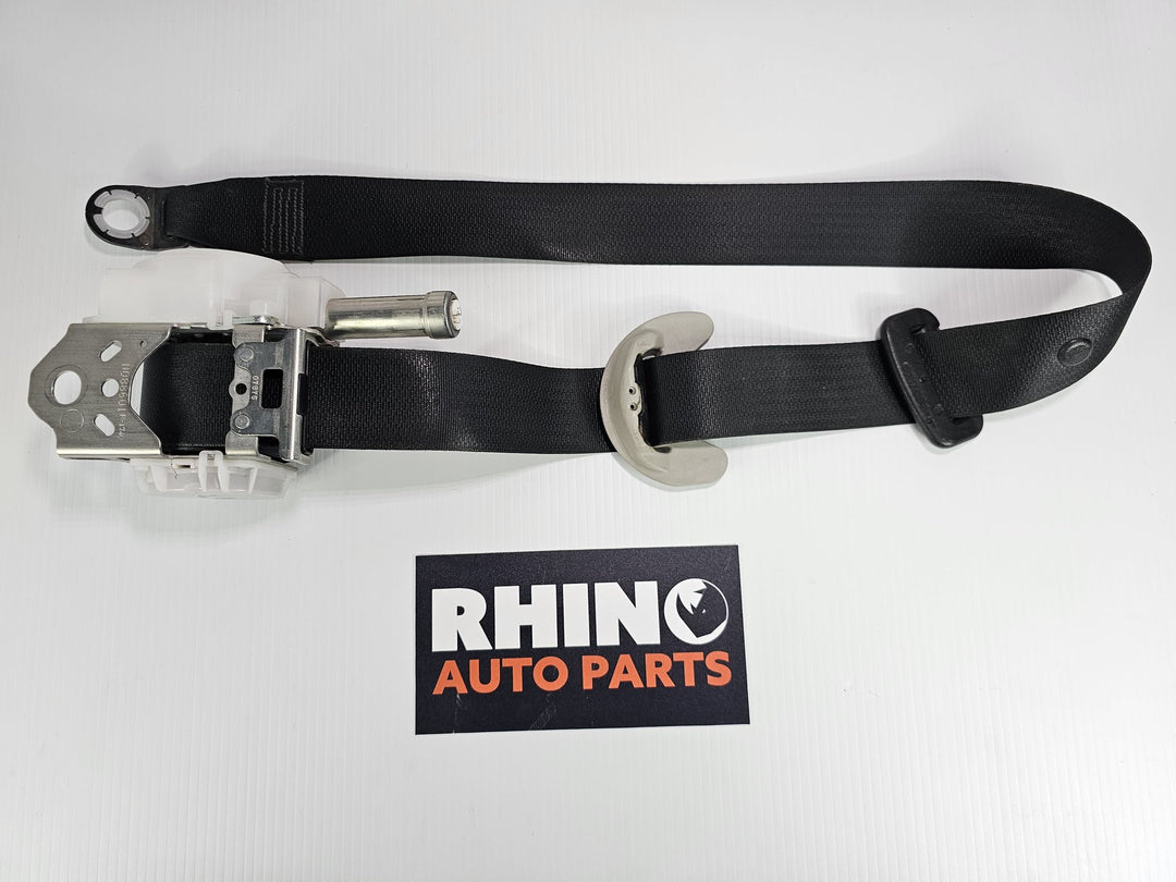 2013 Toyota Corolla ZRE1*     - Right Front Seat Belt