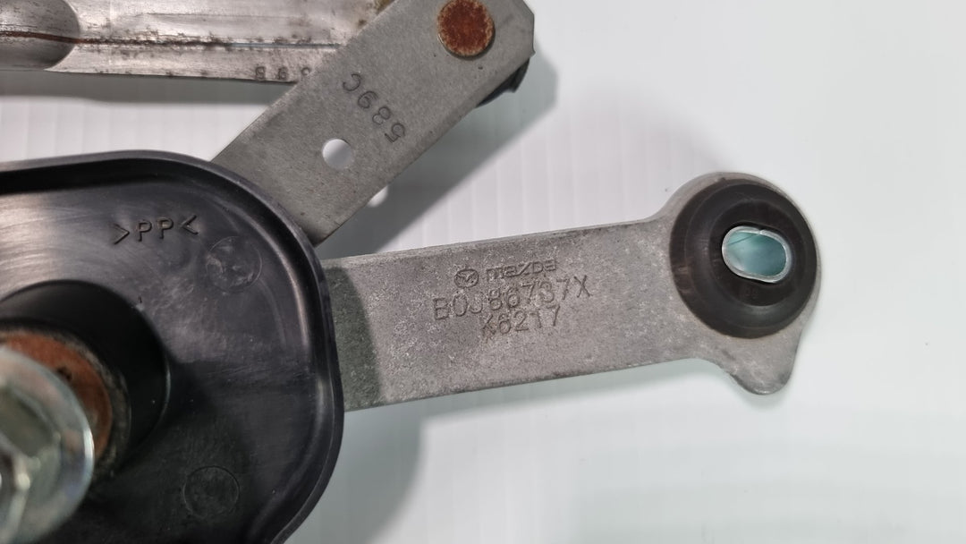 2021 Mazda Mazda3 BP G20 Evolve Vision 2 Petrol Automatic - Wiper Motor B0J86737X