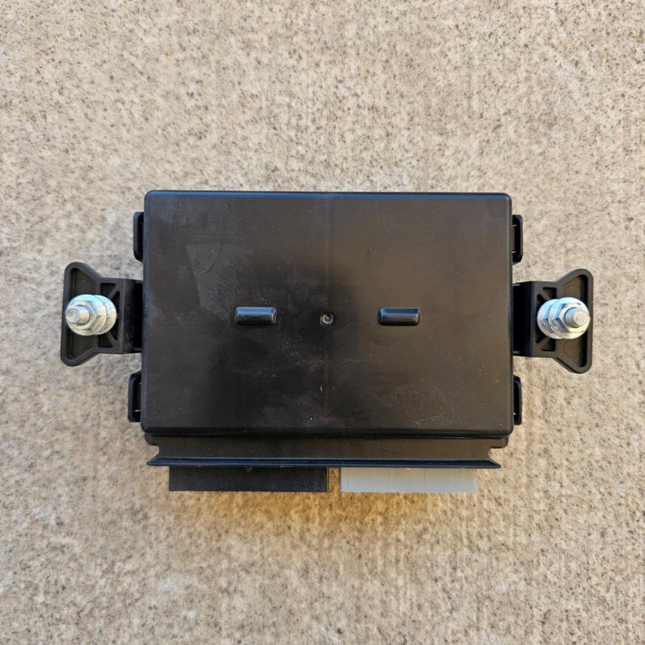 2017 Ford Mustang FM 1FA6P8CF3H5324410 - Headlight Control Module PN: FR3T14D644CF