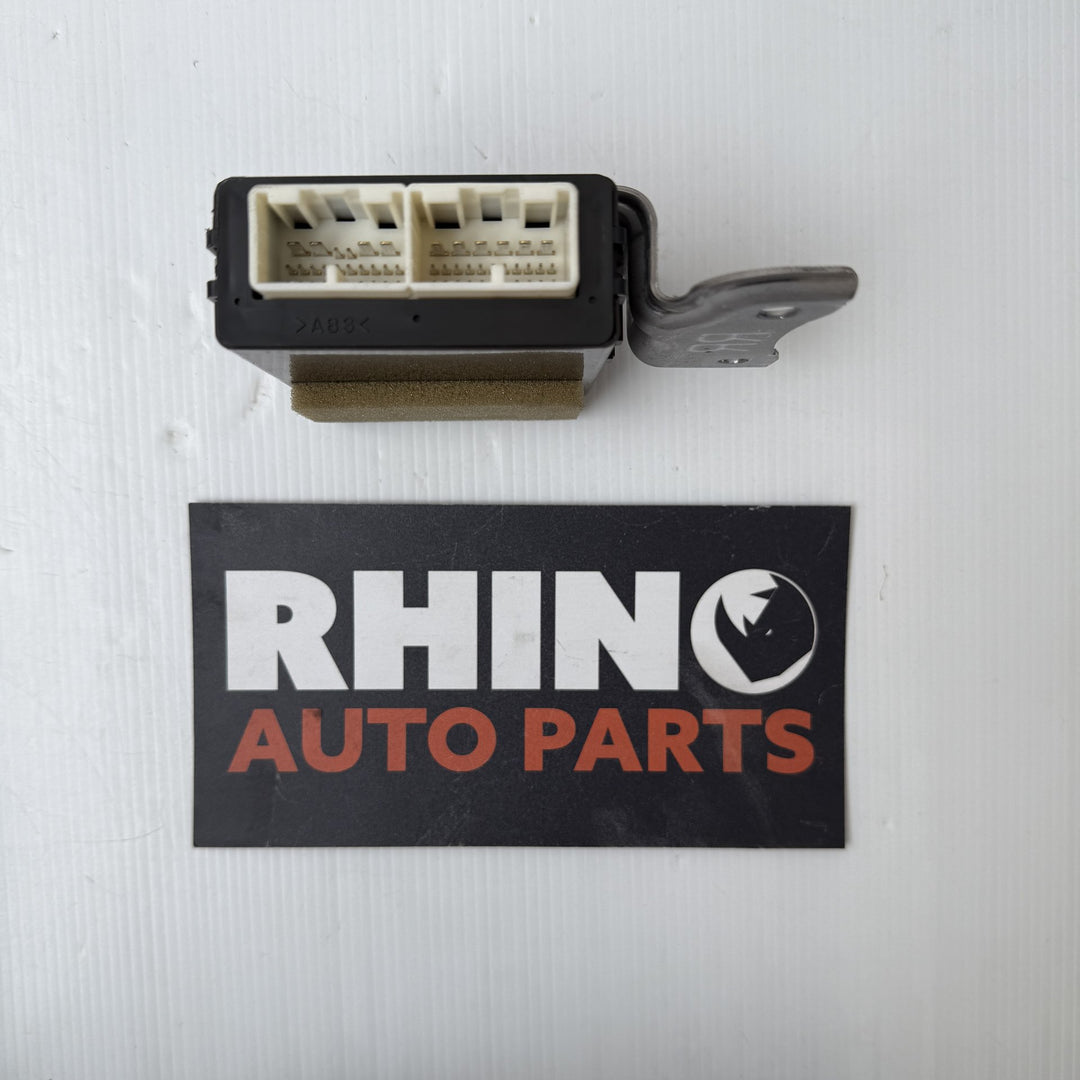 2005-2011 Lexus GS300 Right Rear Door Control Module 8922430100