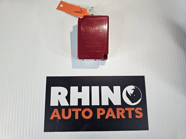 2013 Toyota Corolla ZRE1*     - Door Control Receiver