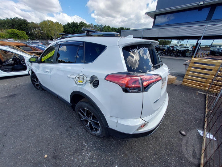 Dec 2012 to Dec 2018- Toyota RAV4 ZSA42R Petrol 2.0L Automatic- ABS Pump/Modulator- T/M Type