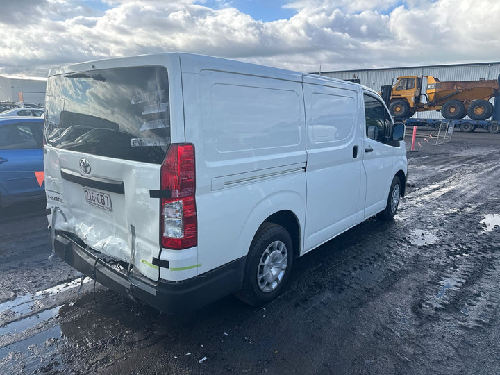 2021 Toyota Hiace H300 JTFRA3APX08027281 JTFRA3APX08027281