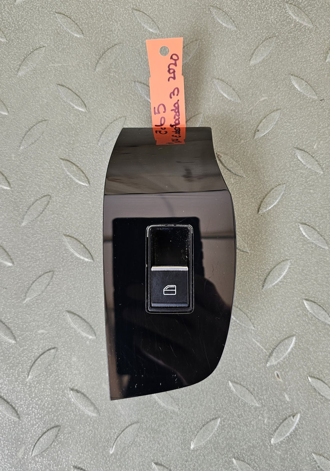 2021 Mazda Mazda3 BP G20 Evolve Vision 2 Petrol Automatic - Power Window Switch BDGF66370