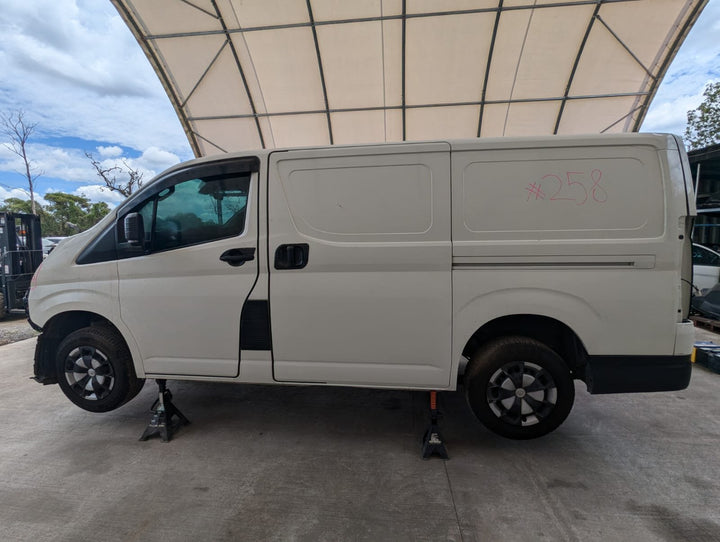Feb 2019 to Current - Toyota Hiace 300 Series - Windscreen