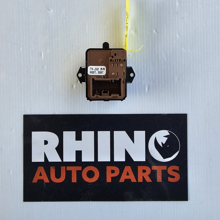 2019 Honda Civic - Mirror Adjuster Switch PN: T7AJ110M