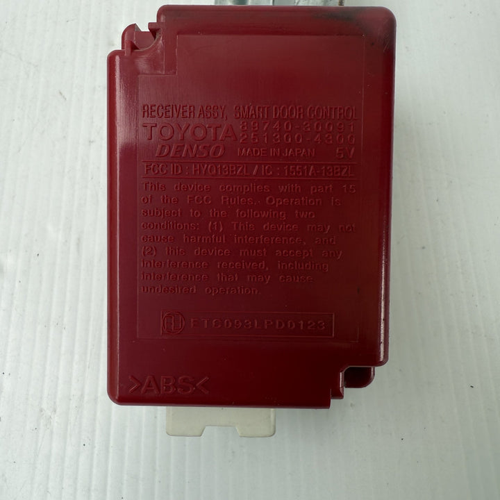 2005-2011 Lexus GS300 Smart Door Control Module Receiver 8974030091