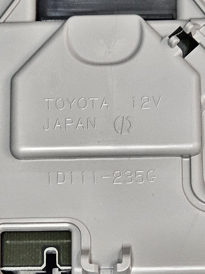 2017 Toyota C-HR X50 Koba 1.2 Petrol Automatic CVT - Courtesy Light