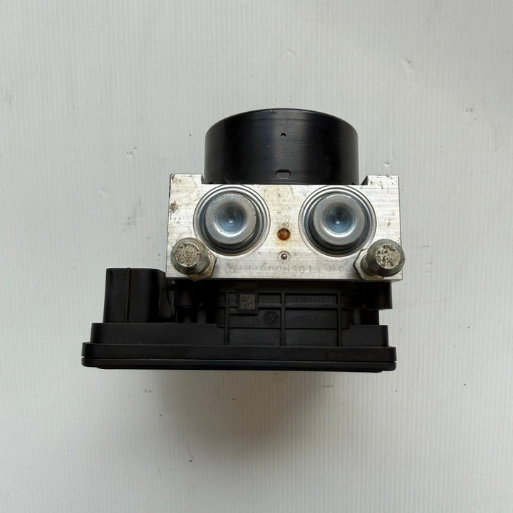 2020 Nissan Navara - ABS Pump/Modulator PN: 476604JD2B