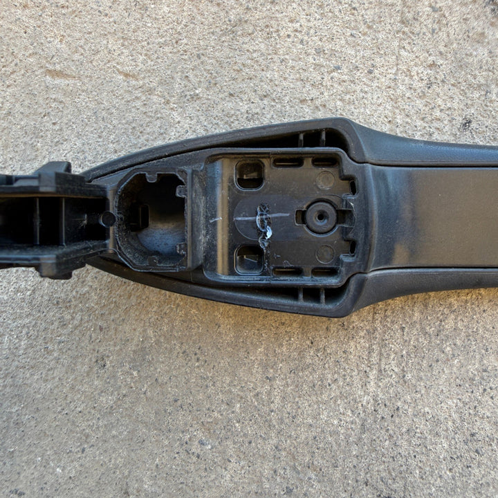 2021 Toyota Hiace - Right Front Exterior Door Handle