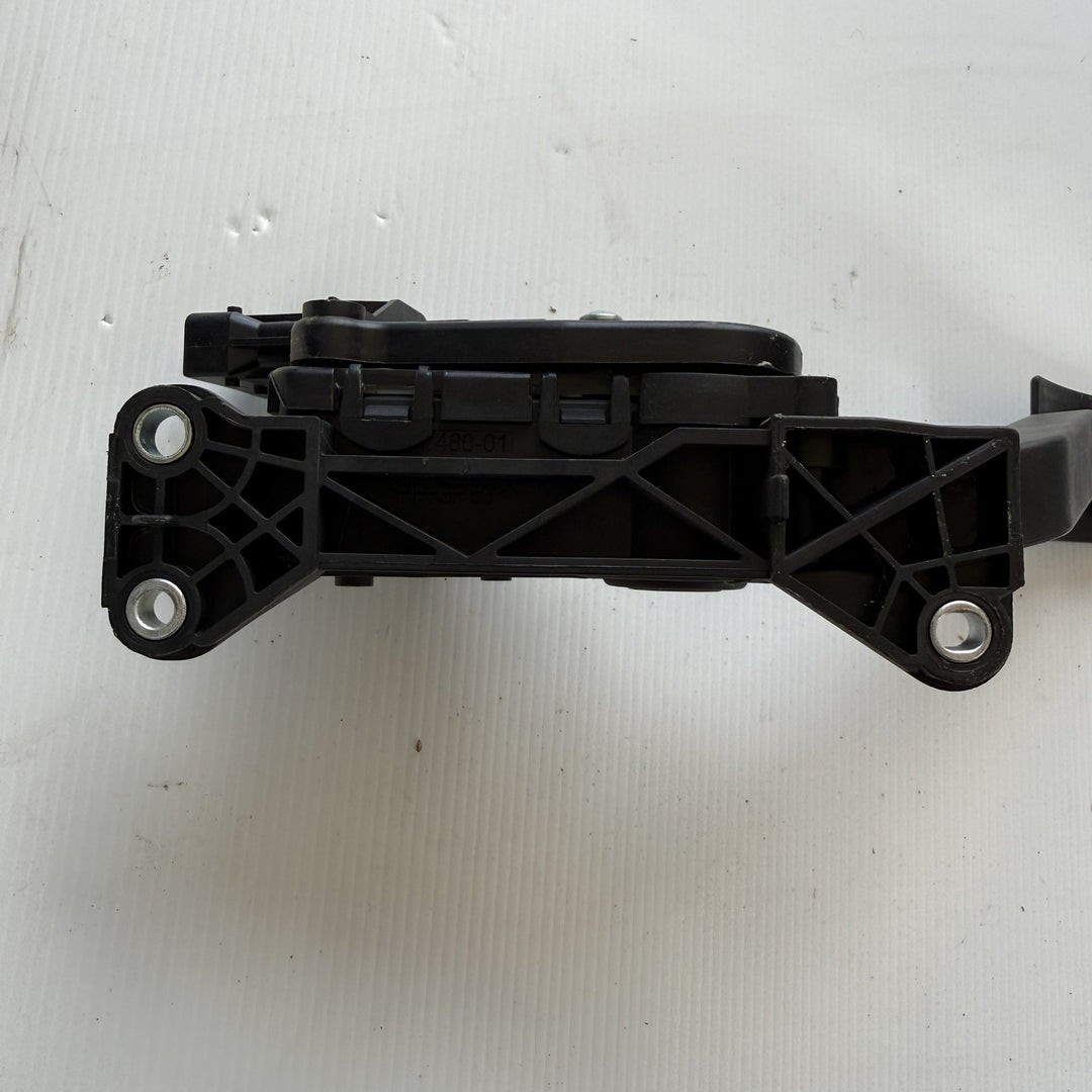 2020 Nissan Navara - Accelerator Pedal PN: 180024JA0A
