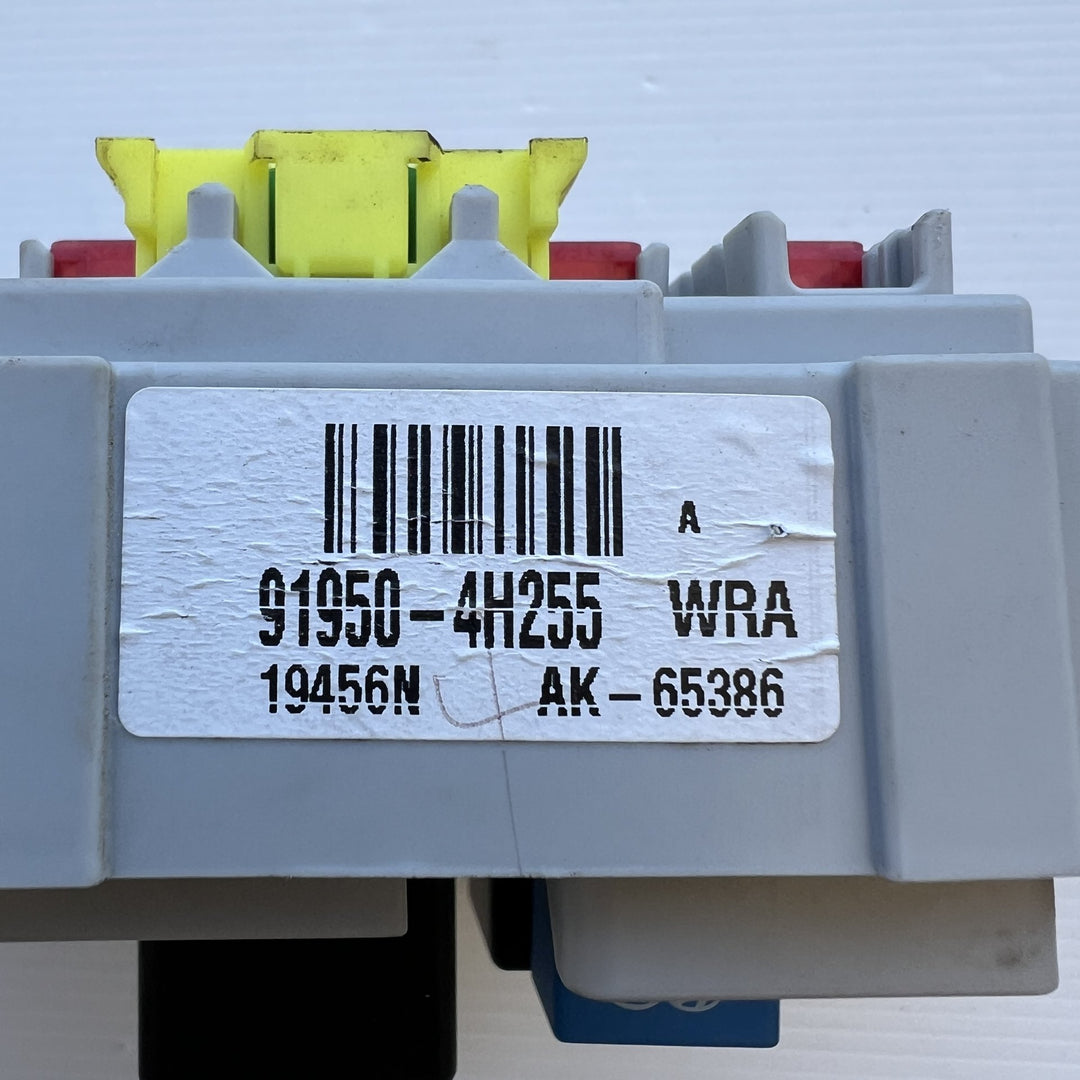 2007-2021 Hyundai iLoad Cargo Interior Fuse Box 919504H255