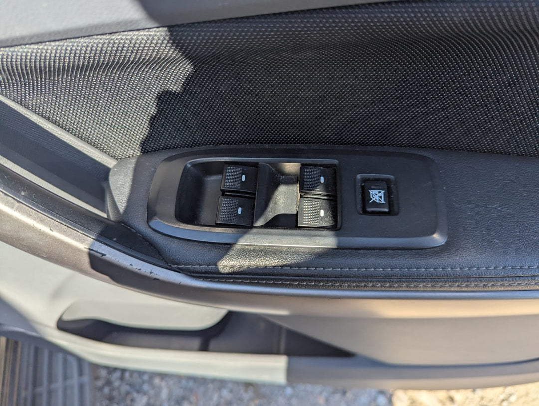 Jul 2015 to Jun 2018 - Ford Everest UA Trend Titanium - Nudge Bar