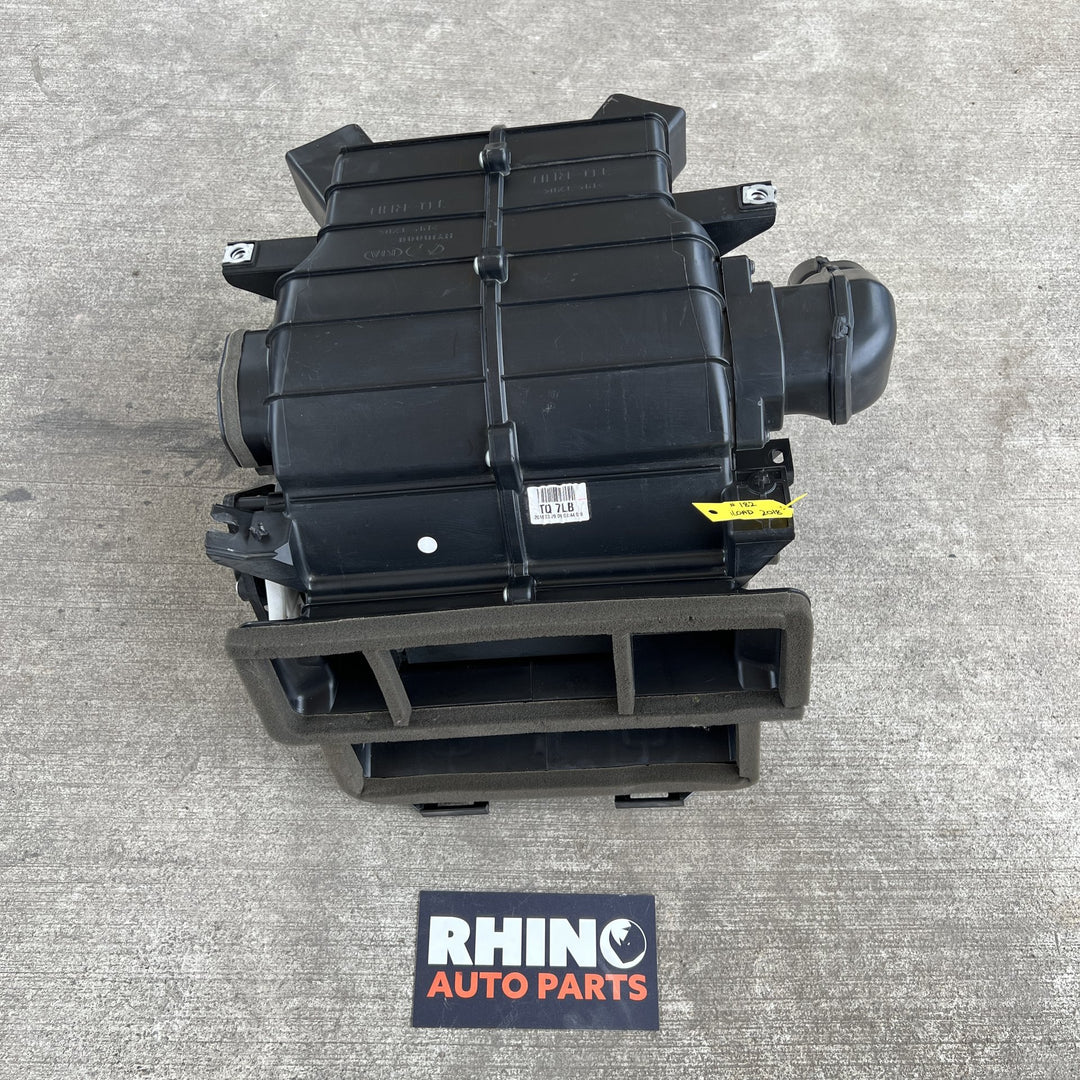 Nov 2007 to Mar 2021 - Hyundai iLoad/iMax TQ - Heater Core/Box - Front