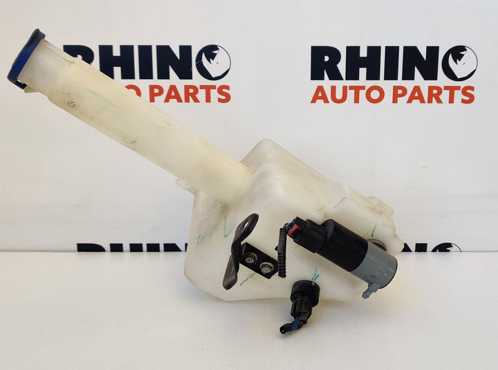 2011-2020 Mazda BT-50 XT Washer Bottle