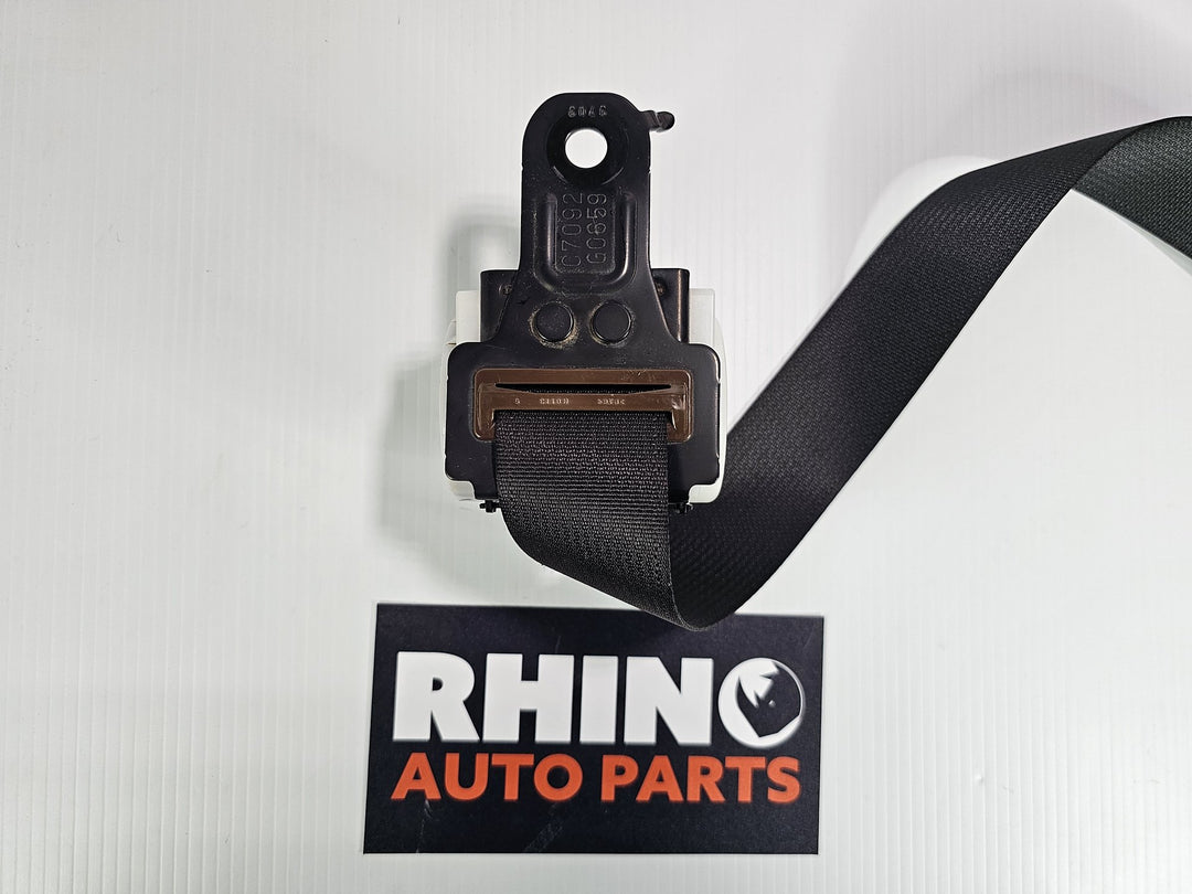 2013 Toyota Corolla ZRE1*     - Left Rear Seat Belt