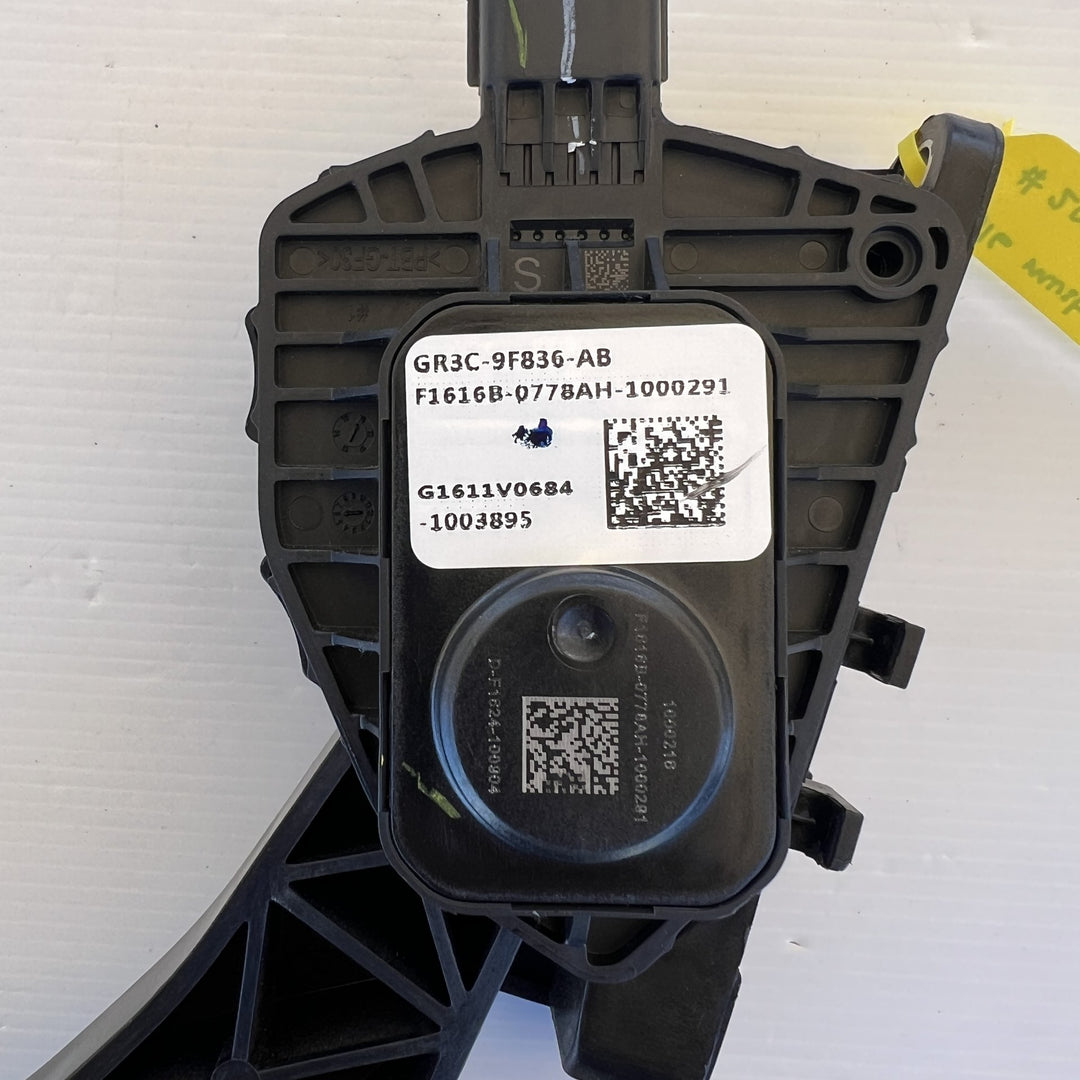 2016 Ford Mustang GT - Accelerator Pedal PN: GR3C9F836AB