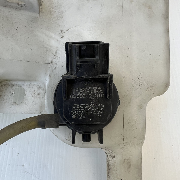 Jan 2005 to Apr 2019- Toyota Hiace TRH KDH- Washer Bottle
