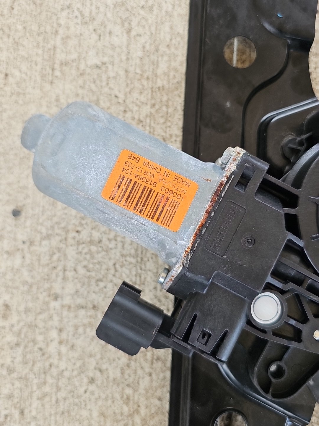 2011-2022 Ford Ranger FX4 Left Front Window Regulator/Motor AB392527001BF