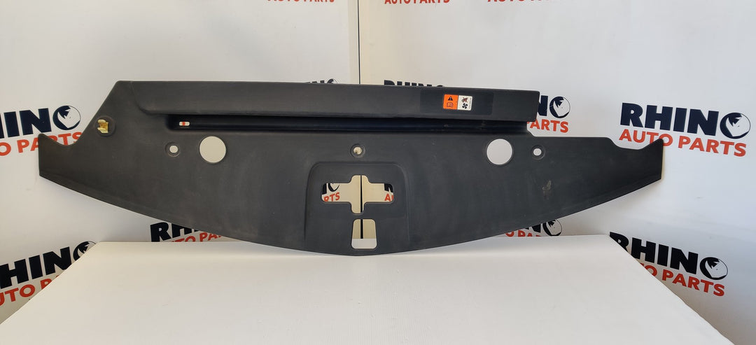 2014 Mazda Bt-50 XT Radiator Cover RWD