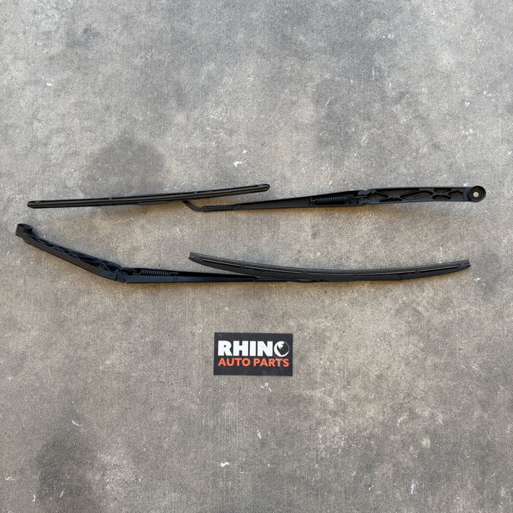 2021 Toyota Hiace - Wiper Arm