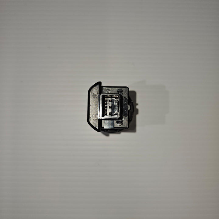 2012-2018 Toyota RAV4 GXL Start Button
