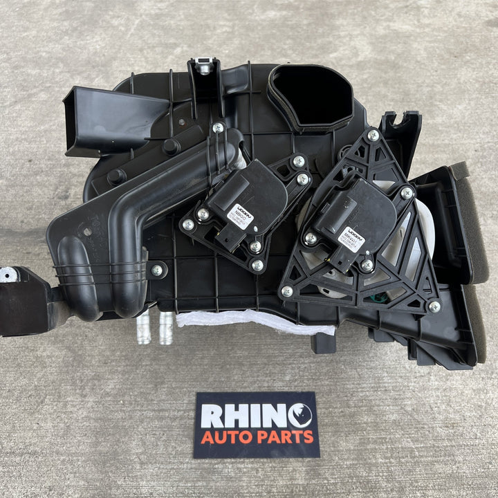 Nov 2007 to Mar 2021 - Hyundai iLoad/iMax TQ - Heater Core/Box - Front