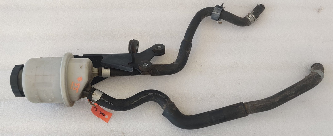 2005-2015 Nissan Navara STX Power Steering Fluid