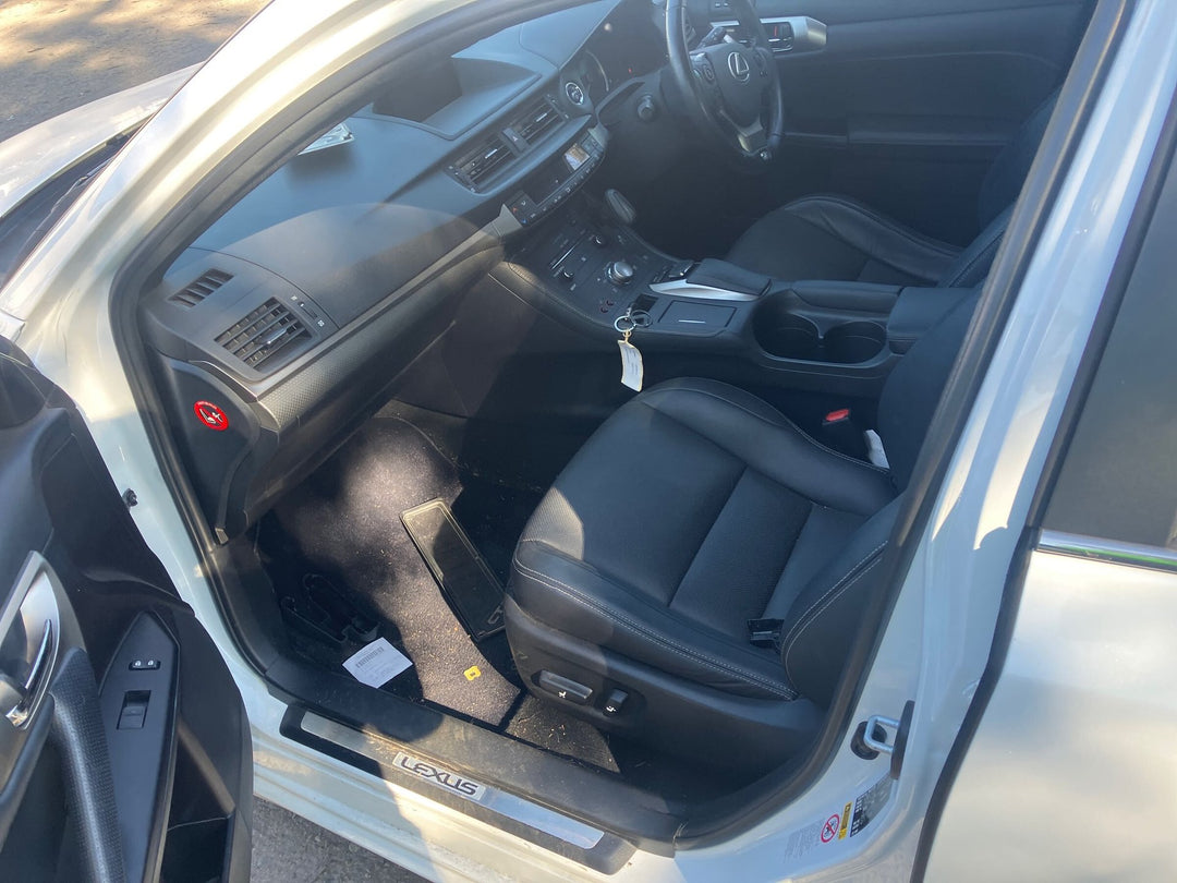 2017 Lexus CT200h ZWA10 JTHKD5BH102299093