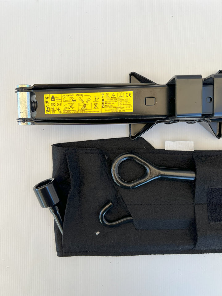 2018 Kia Sportage QL - Jack/Tool Kit