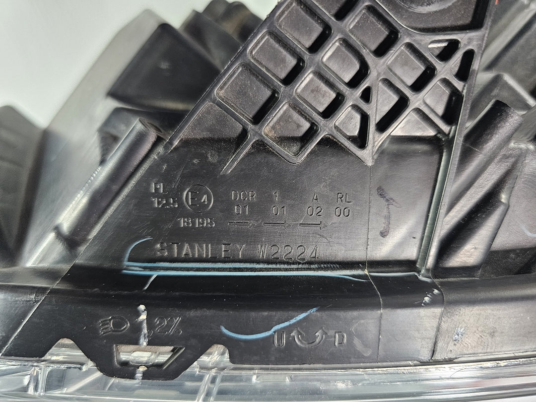 2018 Mitsubishi Triton  GLS  Diesel Automatic - Left Headlight