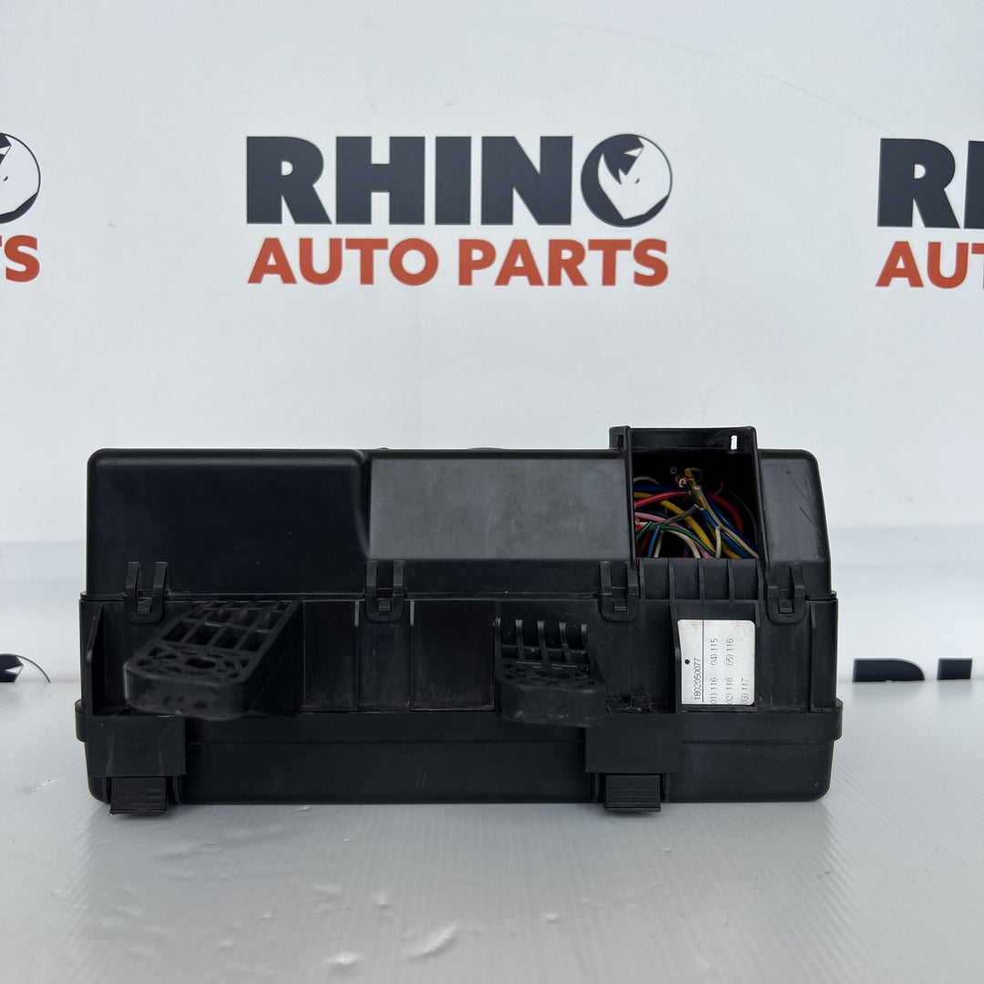 2007-2021 Hyundai iLoad Fuse Box 912224HFI0B