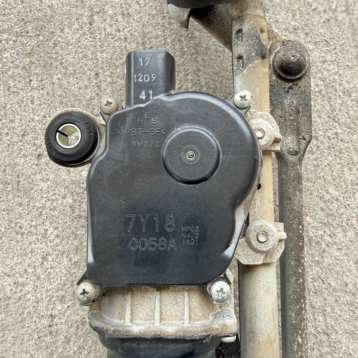 2015-2026 Nissan Navara D23 Front Wiper Motor 7Y18C058A