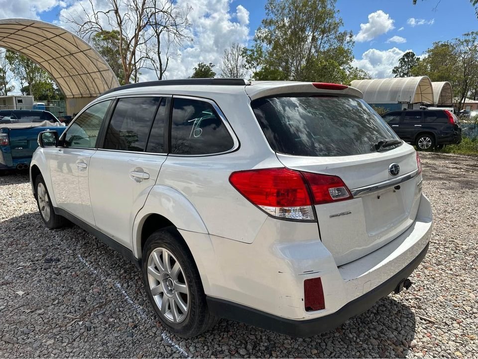2009-2014 Subaru Outback 2.0D Premium Right Rear Door Shell