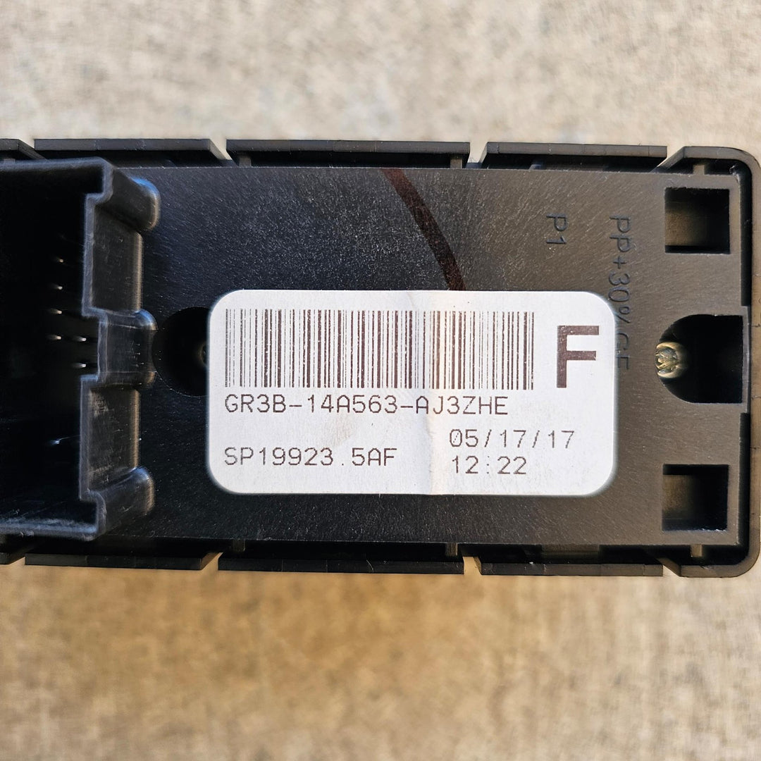 2017 Ford Mustang FM 1FA6P8CF3H5324410 - Master Power Window Switch PN: GR3B14A563AJ3ZHE