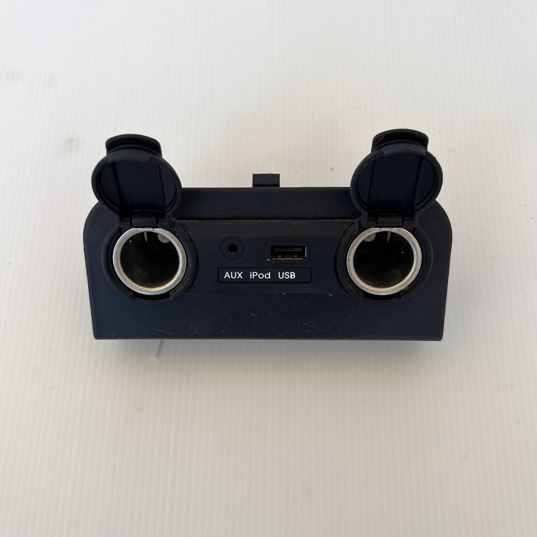 2013 Kia Rio UB Si  Petrol Manual - USB Charger Port