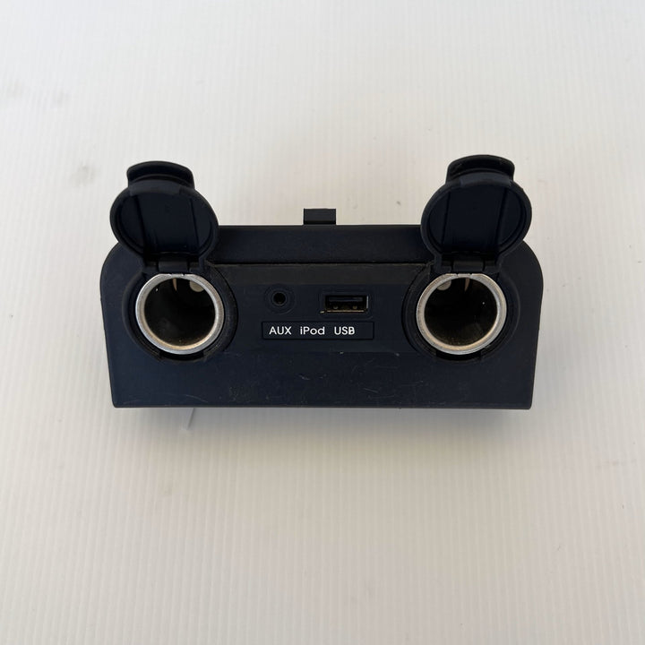 2013 Kia Rio UB Si  Petrol Manual - USB Charger Port